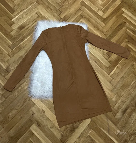 NOVO Uska velur haljina vel.S