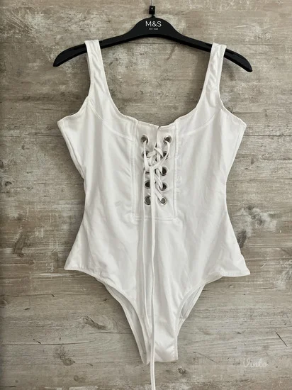 NOVO Zaful beli jednodelni kupaci vel.S