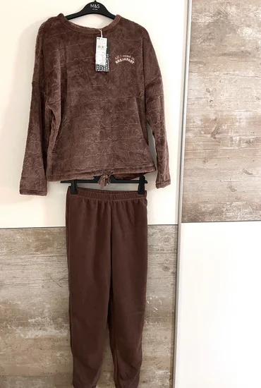 NOVO Women's secret set plišana pidžama vel.XS
