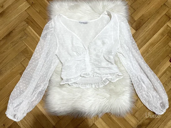 NOVO Stradivarus bela bluza vel.S