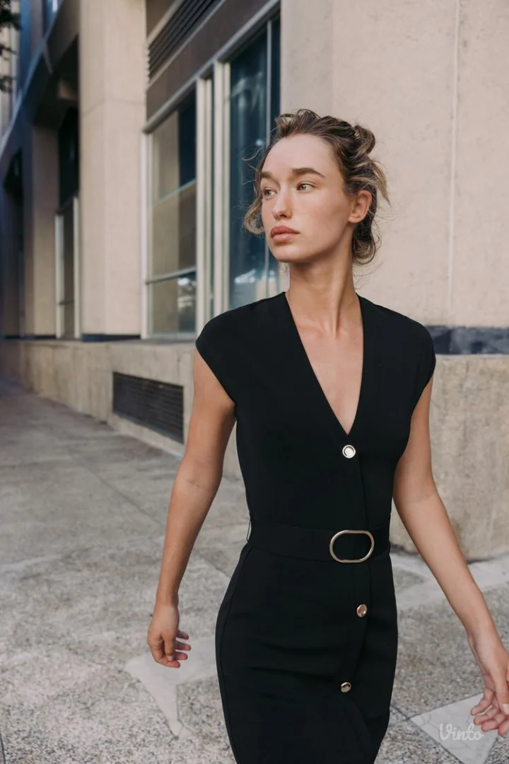 NOVO ZARA Viralna midi streč haljina vel.S