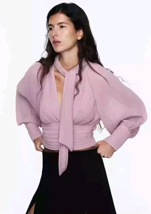 NOVO ZARA Plisirana bluza na vezivanje vel.XS