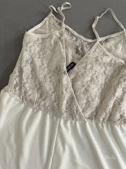 H&M letnji kombinezon sa čipkom vel.S