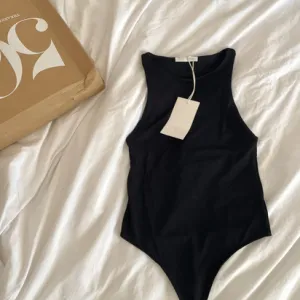 NOVO ZARA crni bodi od poliamida vel.S