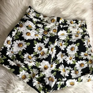 American Apparel highwaisted sorts vel.XS