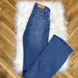 NOVO Fioretto Wide Leg Farmerke vel.XS