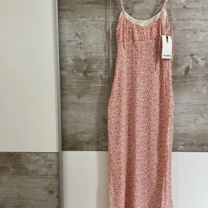NOVO Pull&Bear letnja haljina vel.XS