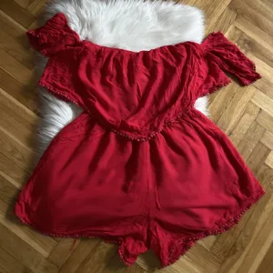 New yorker off shoulder letnji kombinezon vel.XS