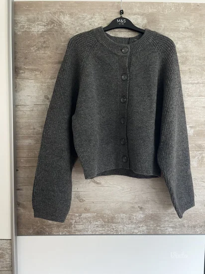 NOVO Stradivarius džemper vel.XS