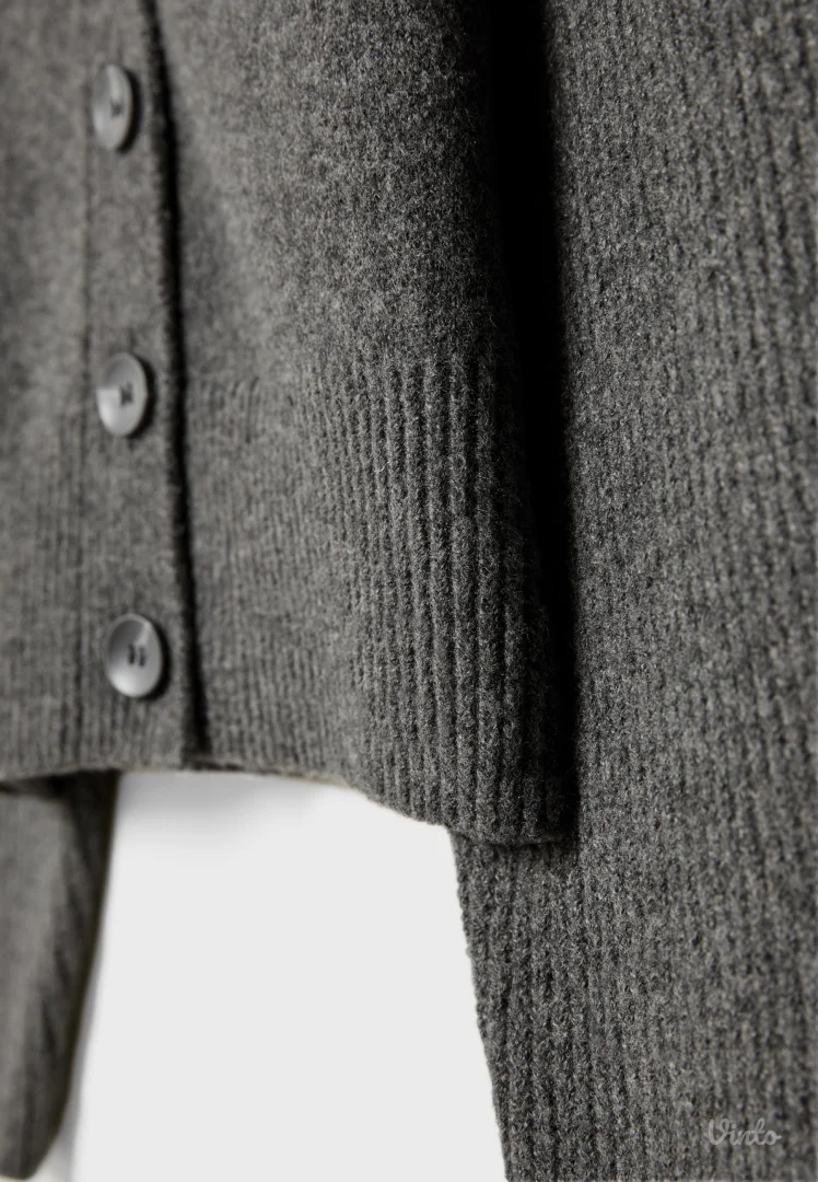 NOVO Stradivarius džemper vel.XS