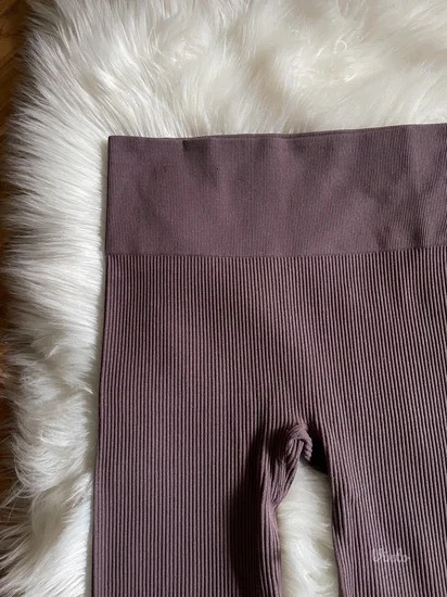 NOVO Reserved seamless sorts vel.XS/S