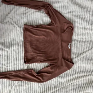 Braon zenska bluzica