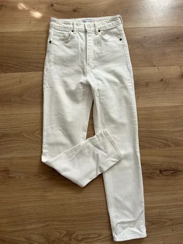 Zara- Bele farmerice