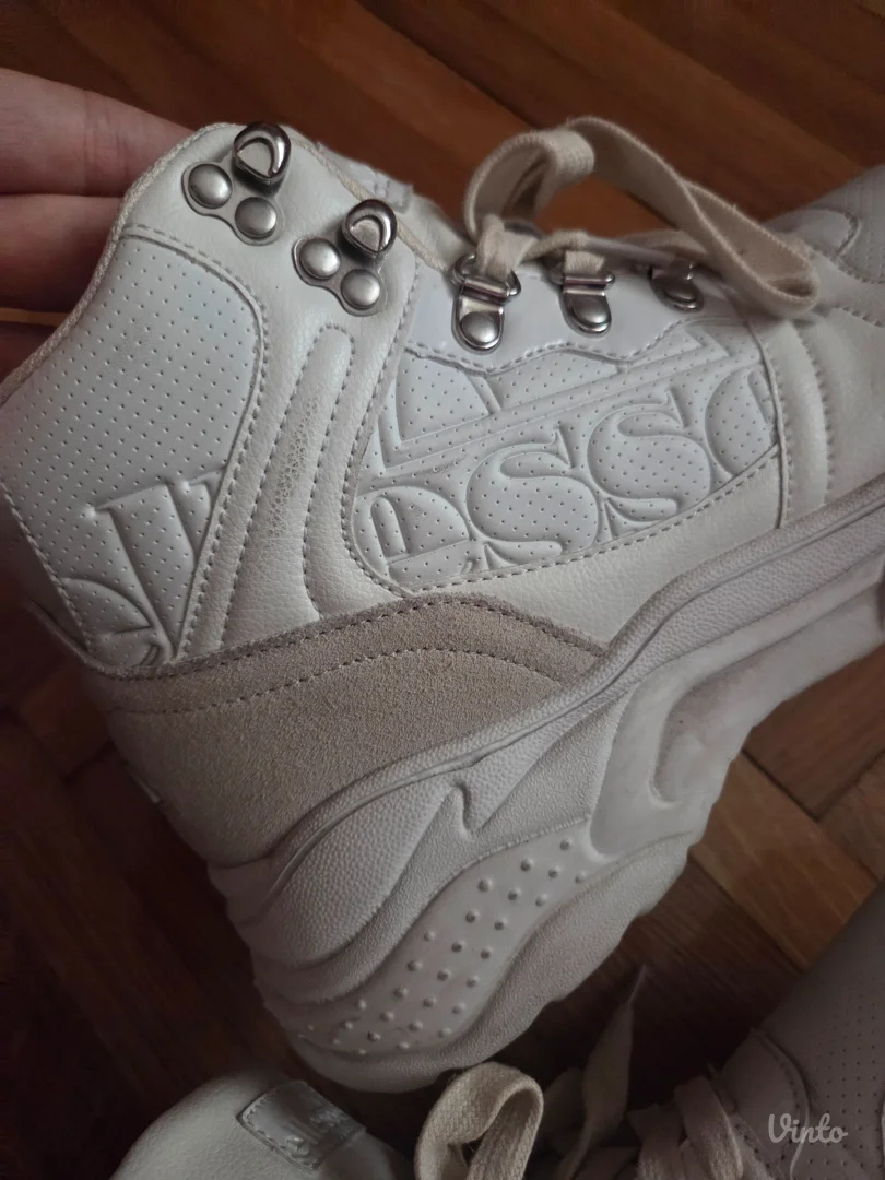 Elesse duboke patike-cipele broj 40