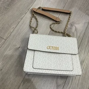 Guess torba
