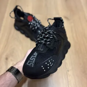 Versace chain reaction - crne patike, br 40