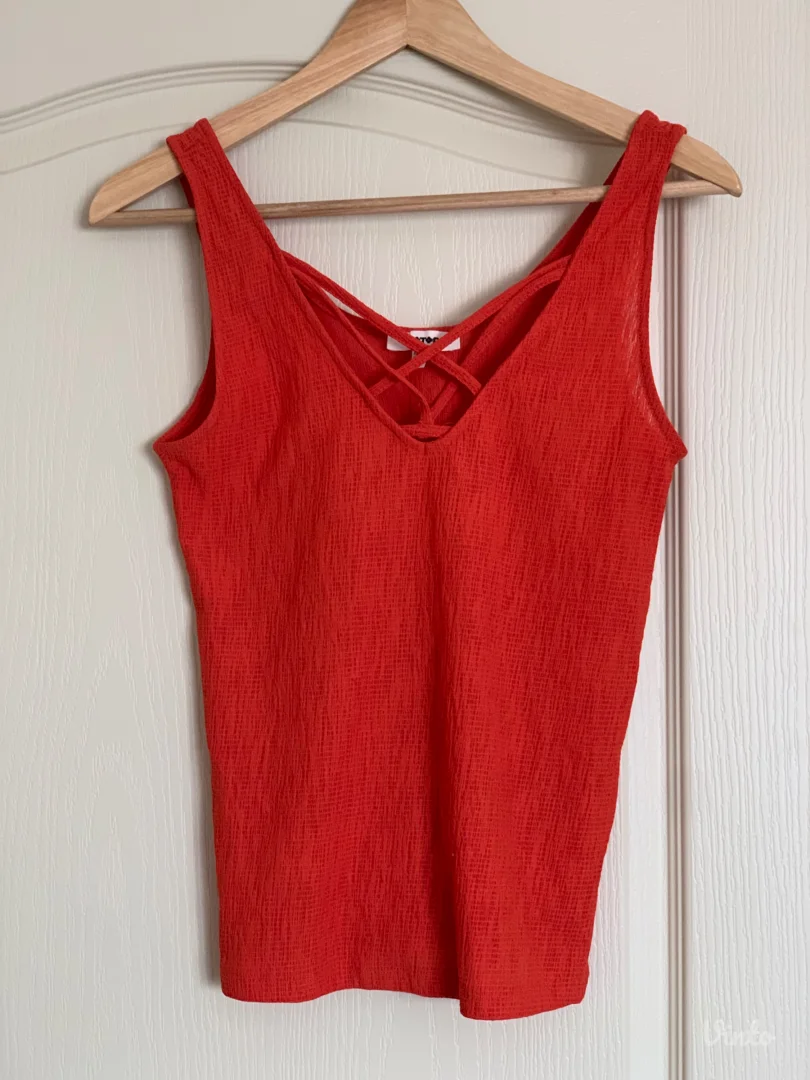 Koton majica na bretele