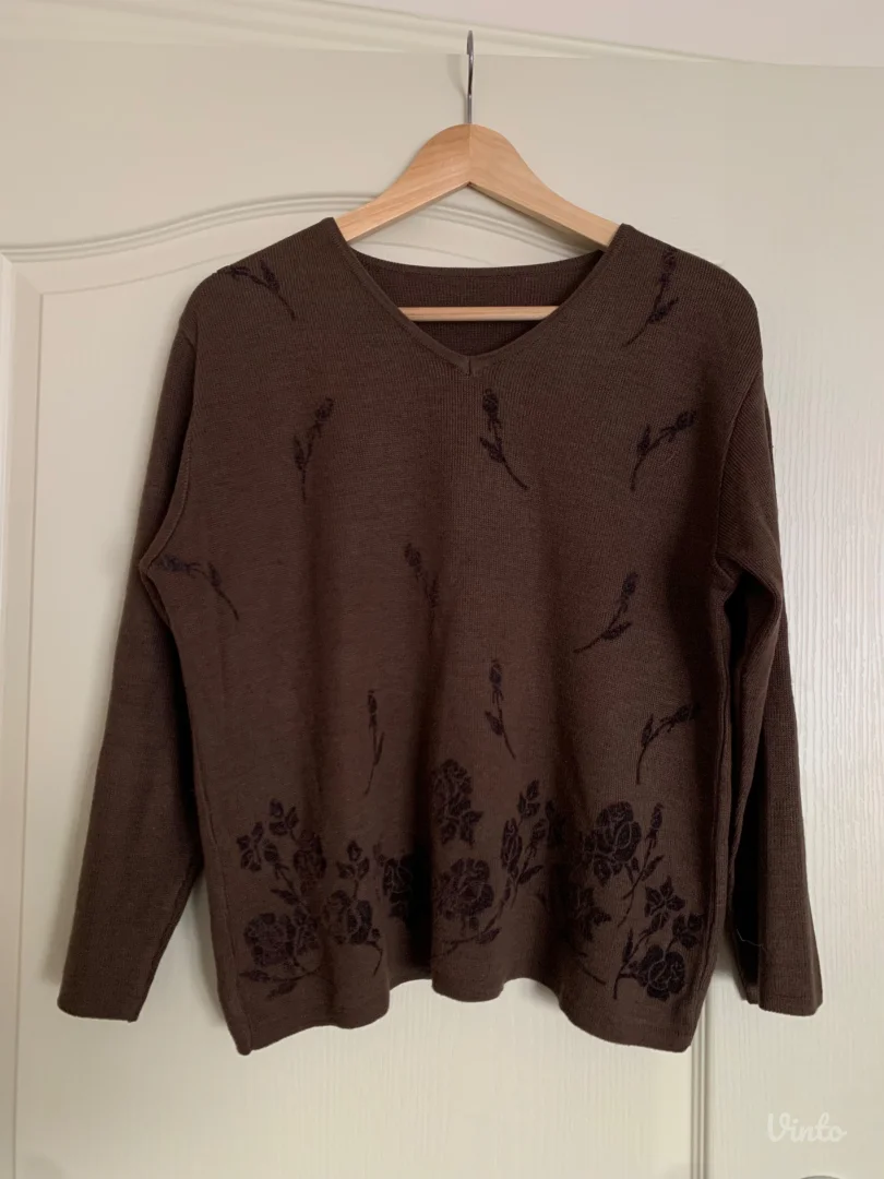 Braon zenski dzemper