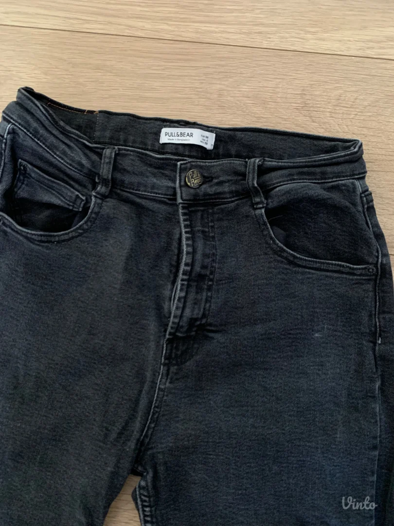 Pull&bear crne zenske farmerke