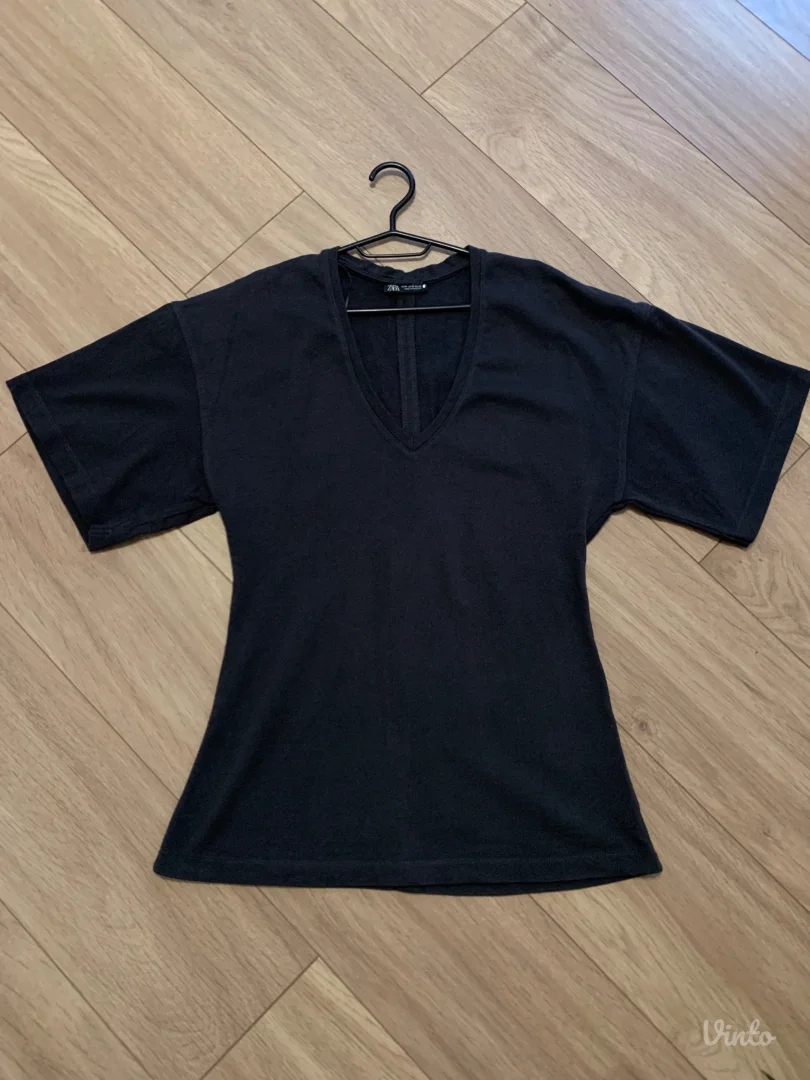 Zara - tamno siva majica