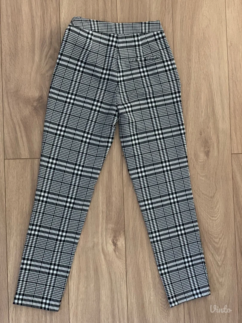 KOTON pantalone velicina 34