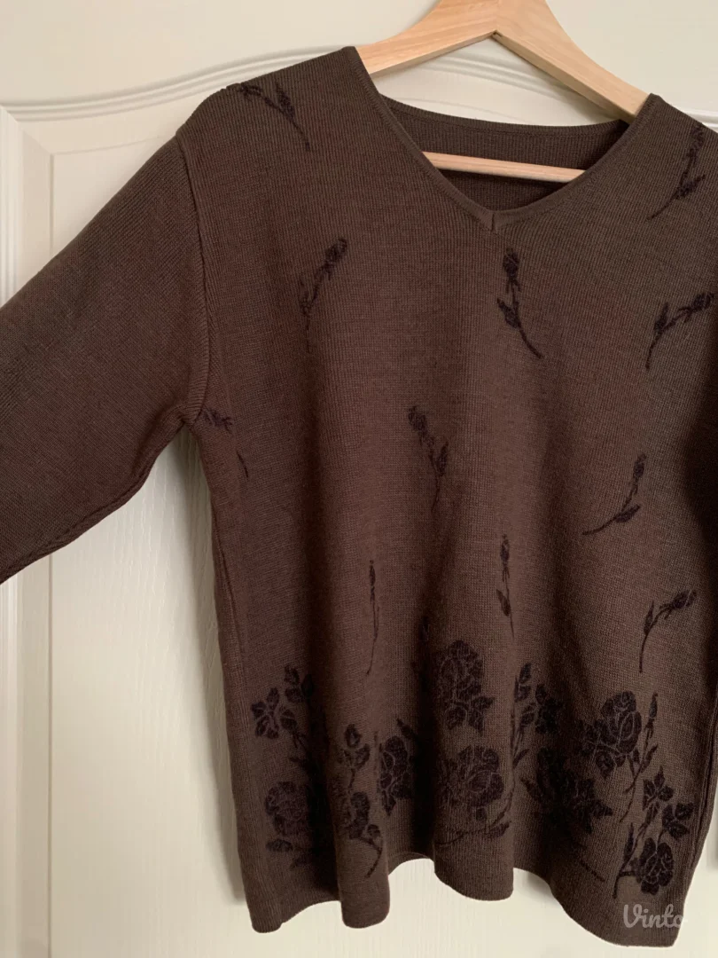 Braon zenski dzemper