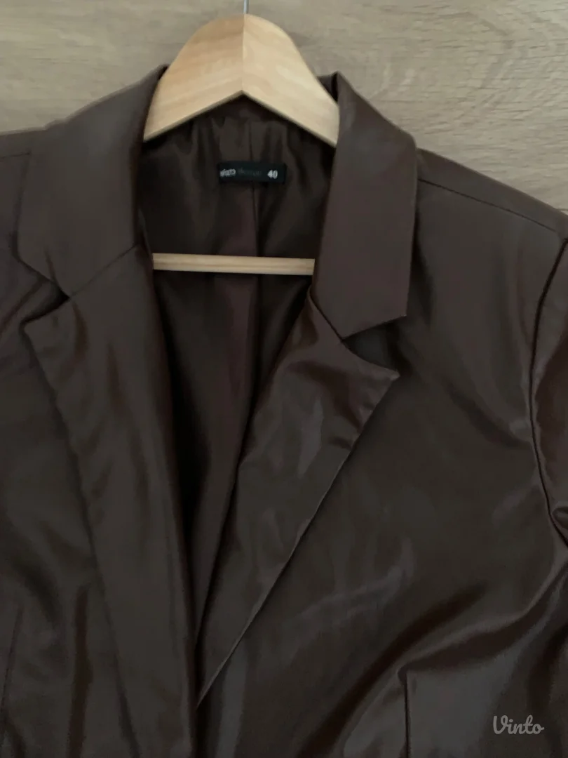 De facto kozni sako jaknica