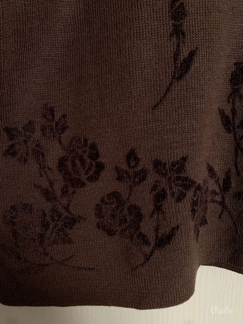 Braon zenski dzemper