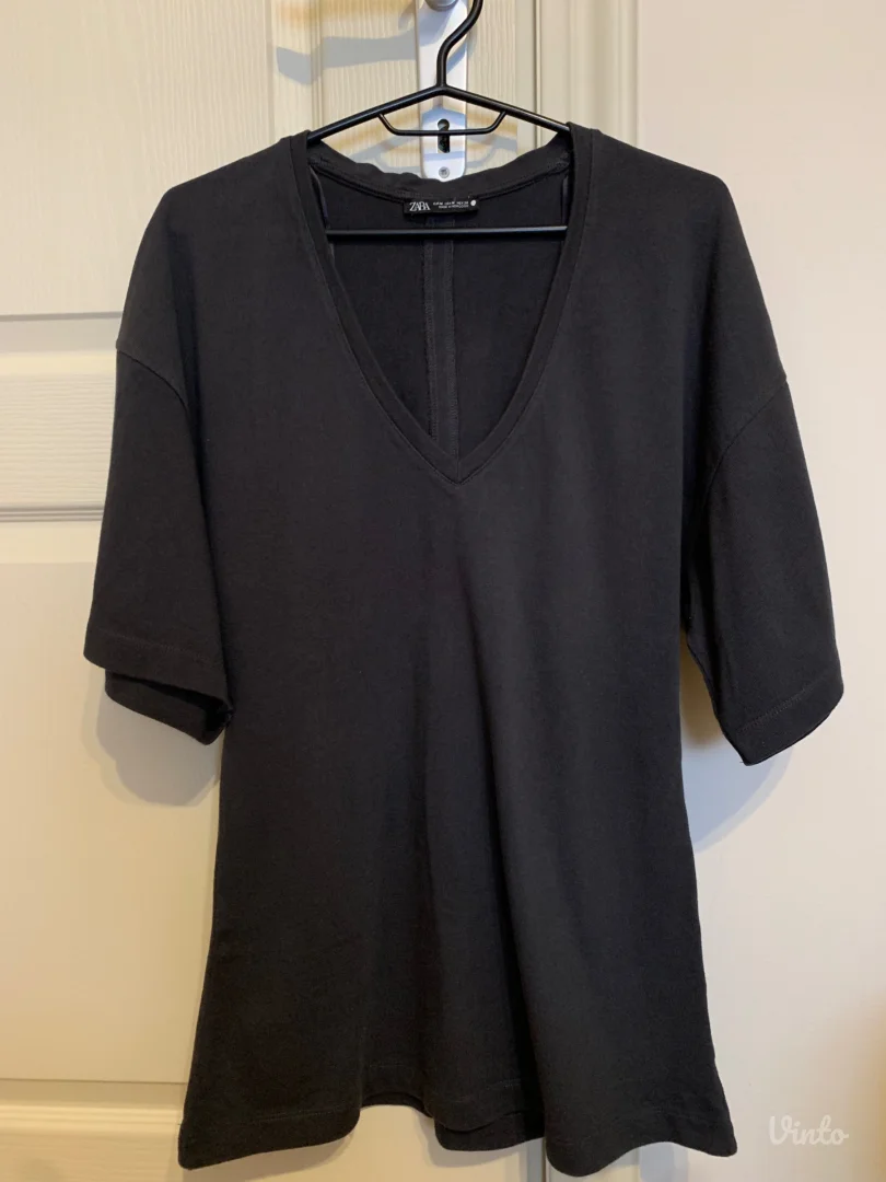 Zara - tamno siva majica