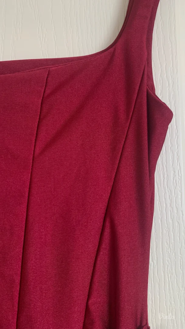 Bordo haljina za sve prilike