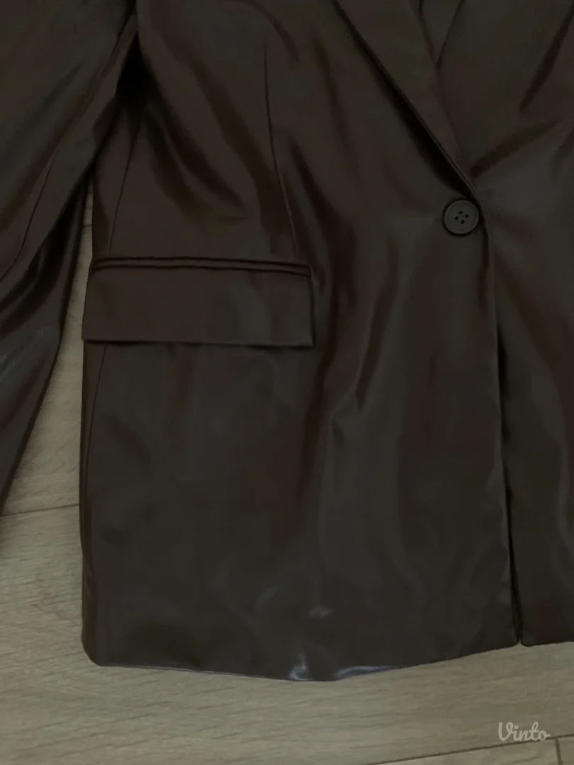 De facto kozni sako jaknica