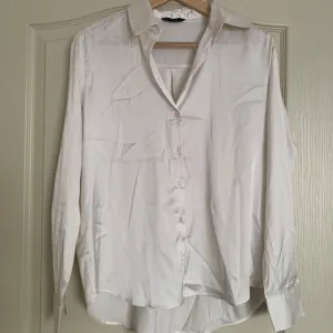 CALLIOPE zenska bela kosulja