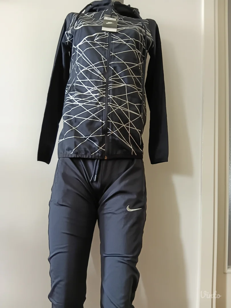 Nike trenerka