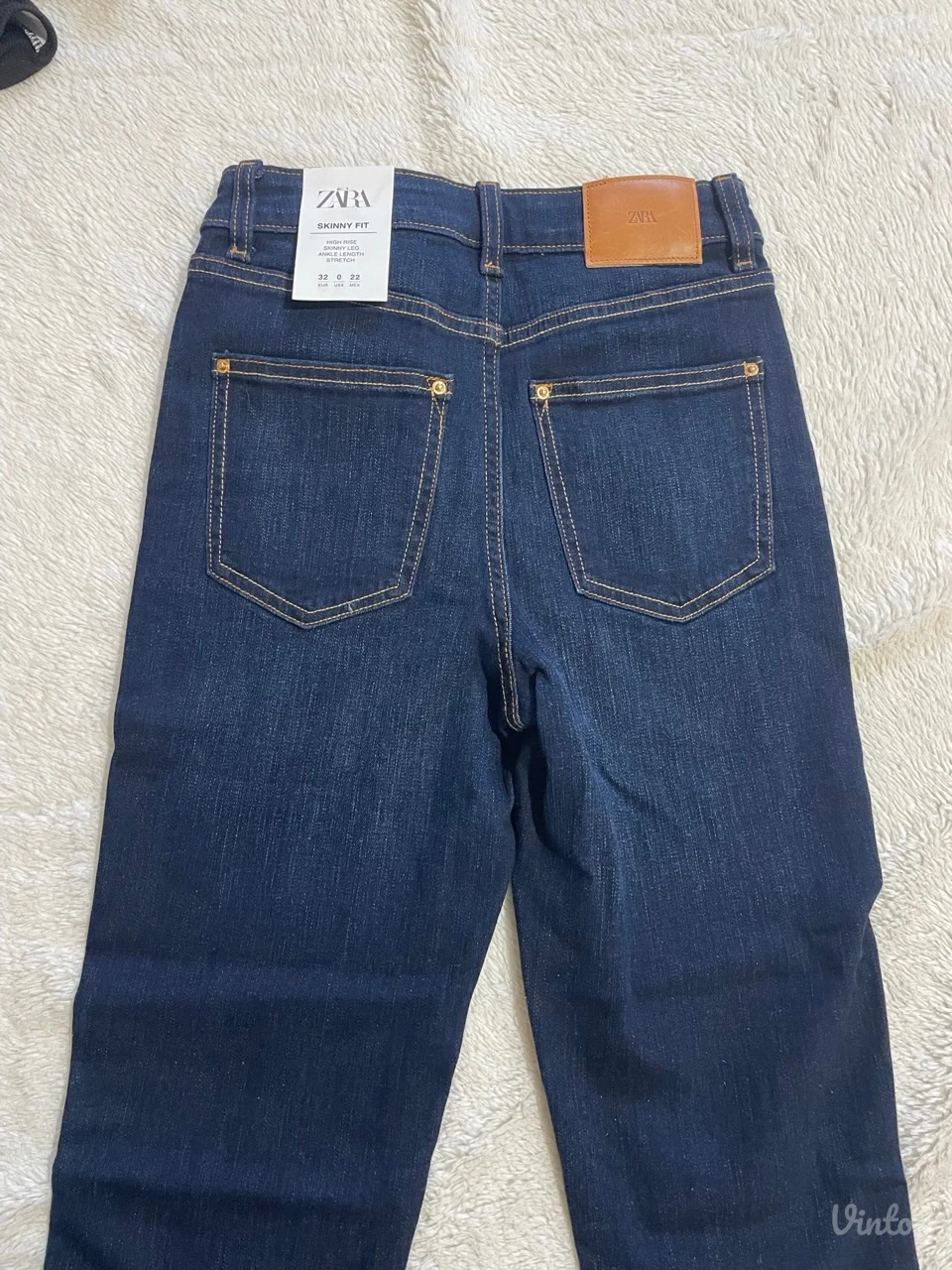 Zara farmerice broj 32