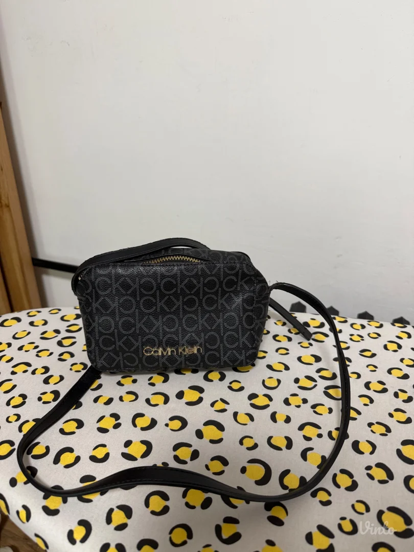 Calvin Klein torbica