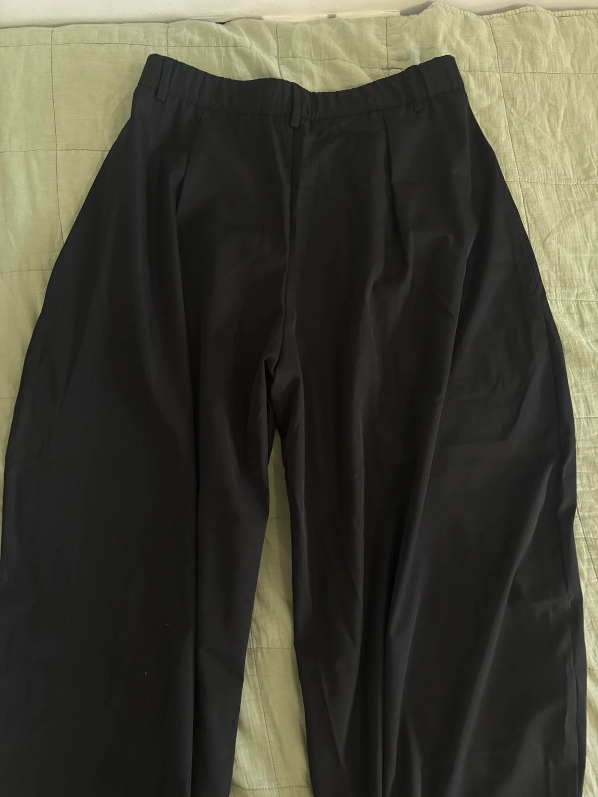 Shein crne pantalone NOVO