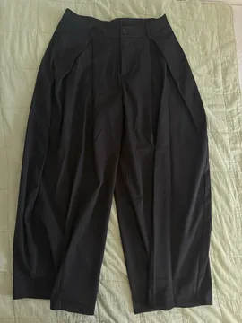 Shein crne pantalone NOVO