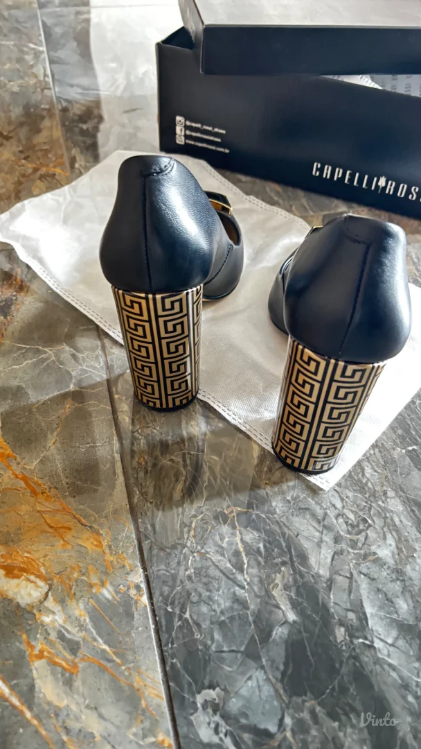 Capelli rossi kožne cipele 38