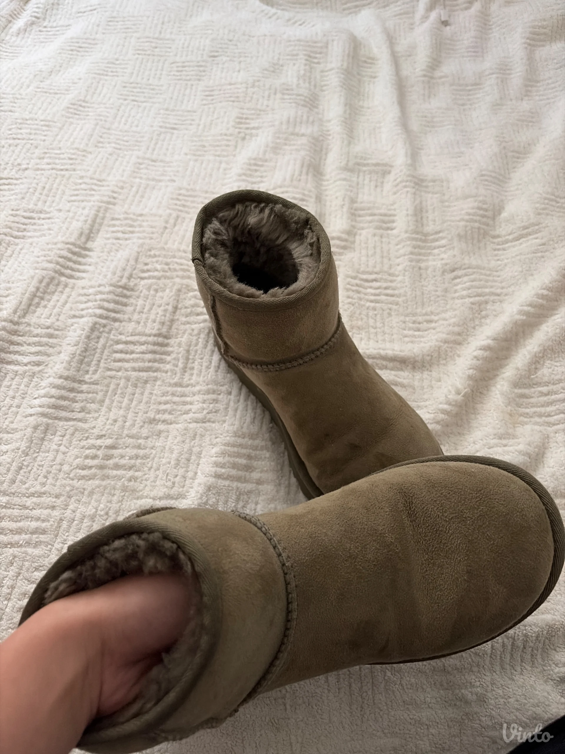 Ugg 37
