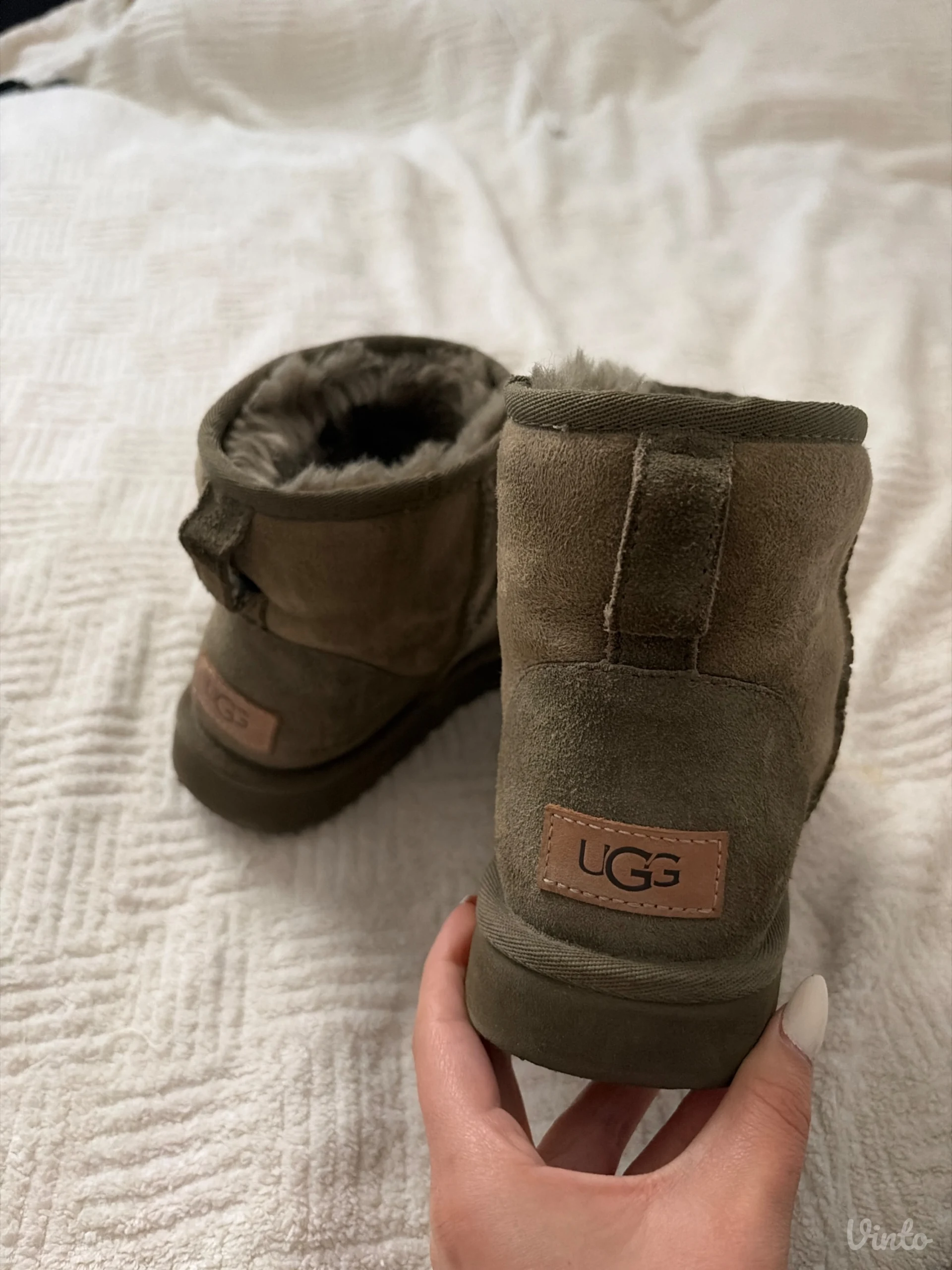 Ugg 37