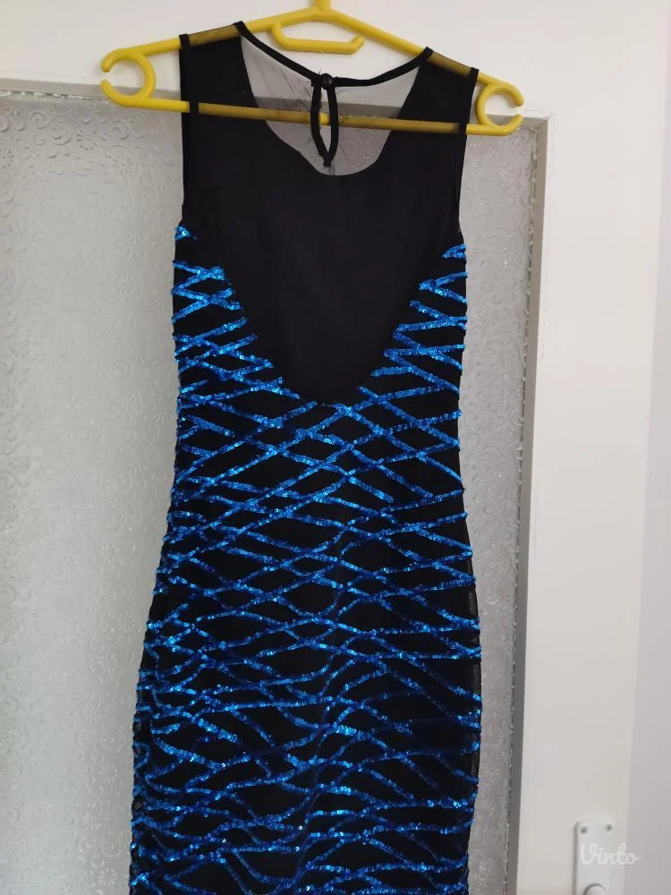 Svetlucava plava haljina 👗