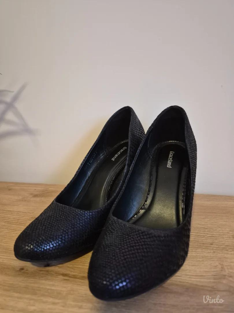 Salonke - zmijski rad