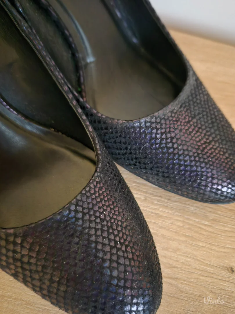 Salonke - zmijski rad