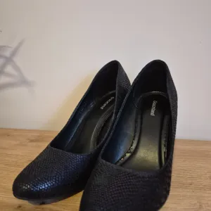 Salonke - zmijski rad