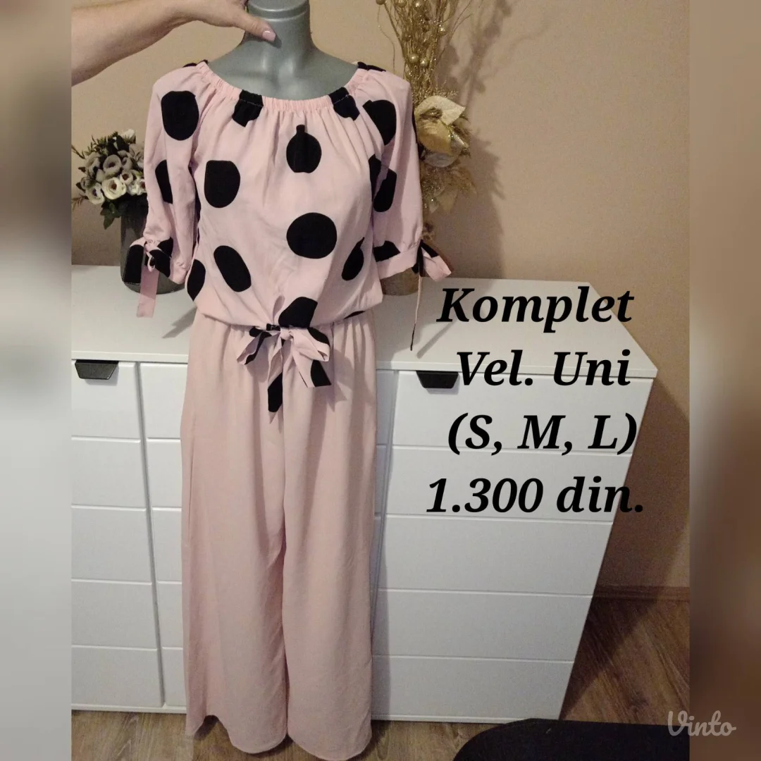 Komplet pantalone i bluza vel. Uni