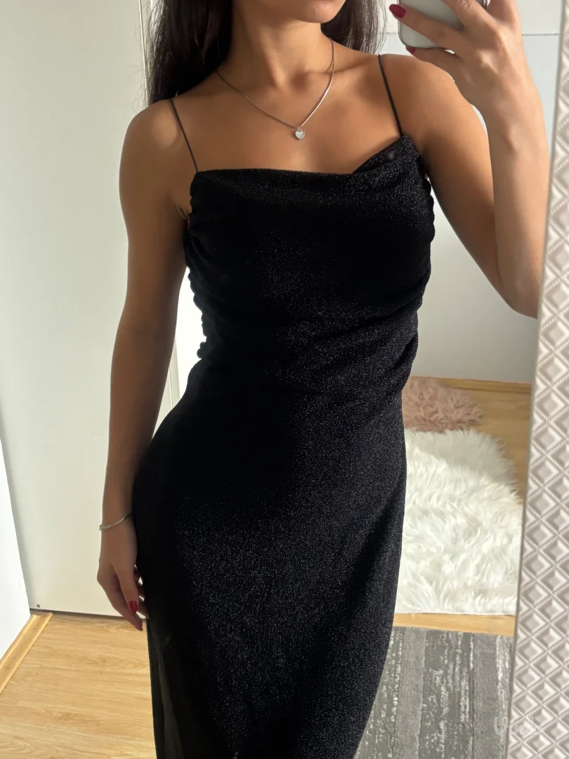 Crna haljina sa sljokicama