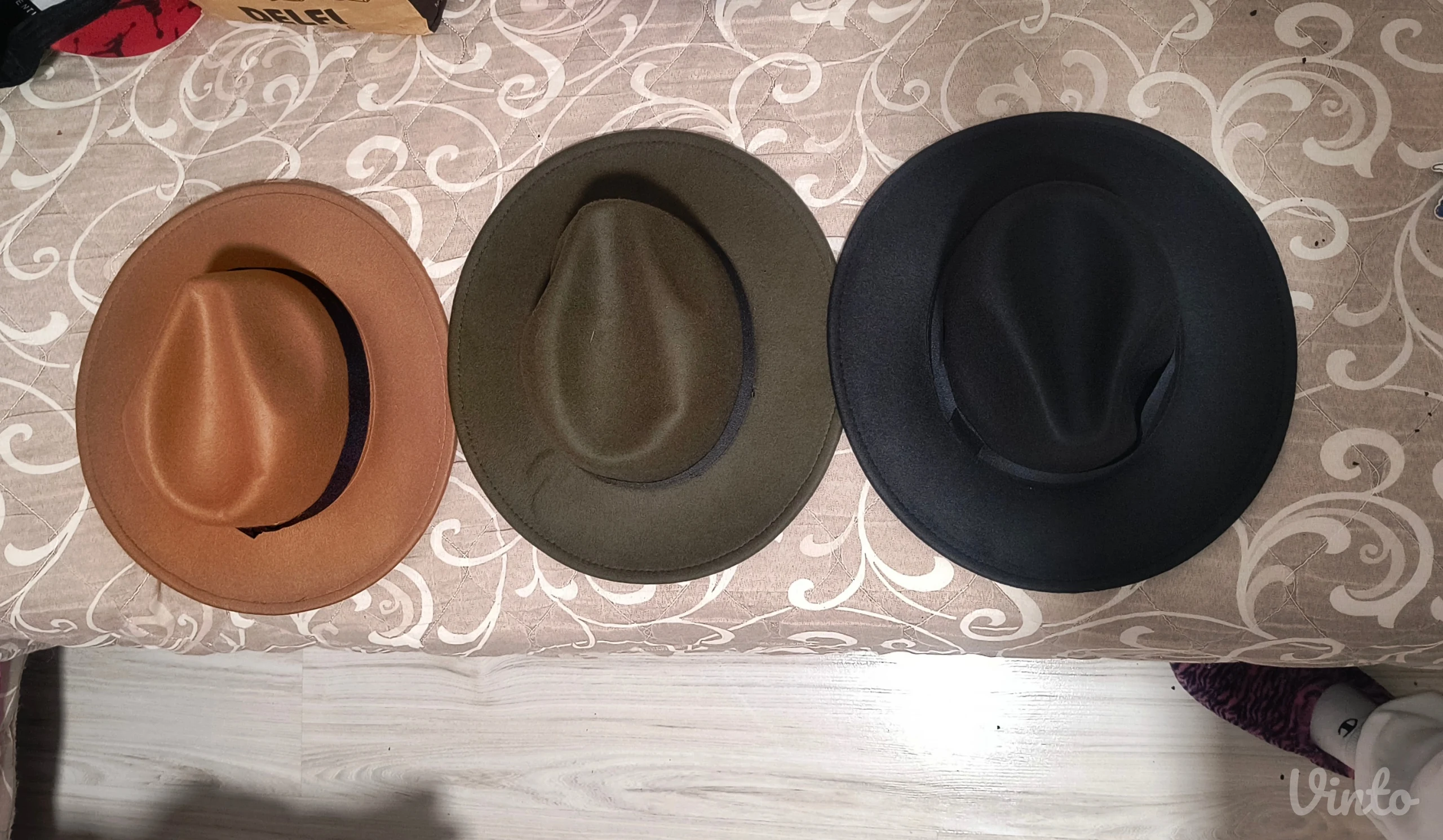Set od 3 šešira NOVO - 1200 din