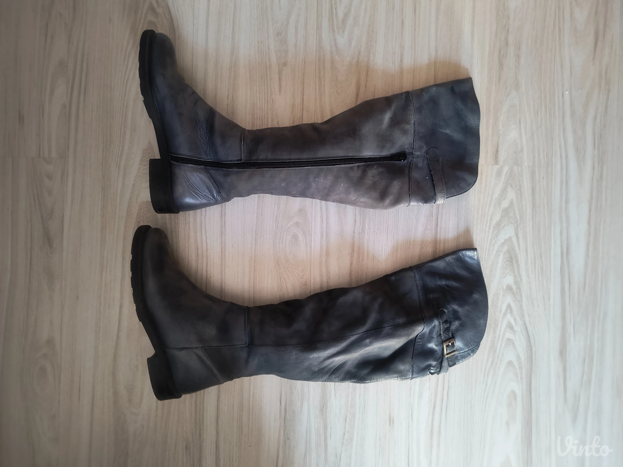 Teget kožne čizme 37 - 1200 din