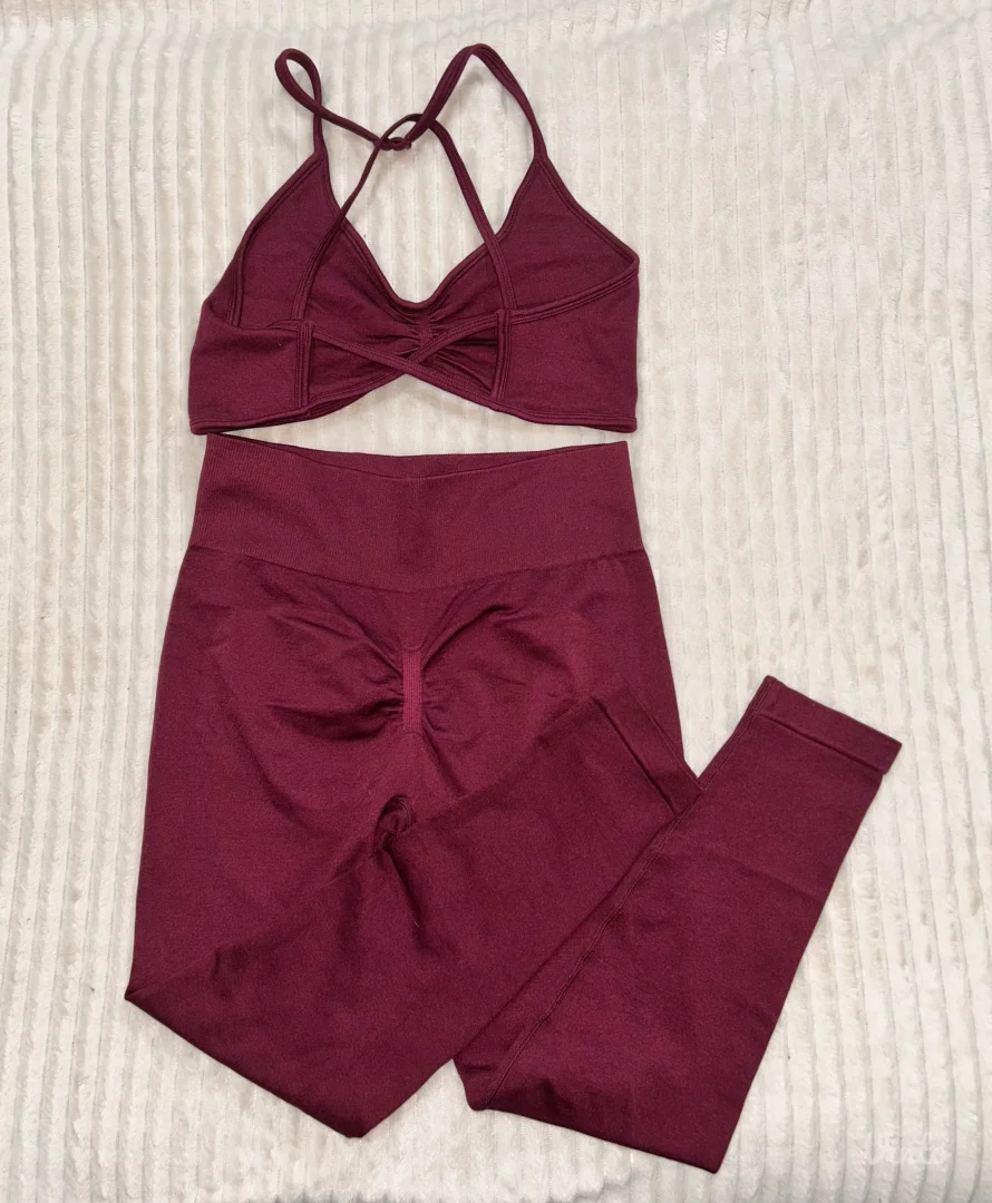 Shein komplet za trening