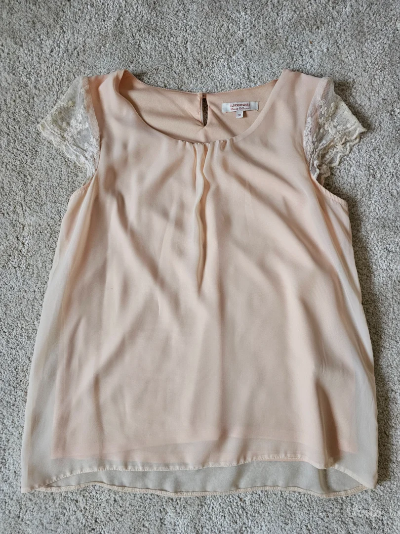 C&A Clockhouse bluza sa čipkanim rukavima